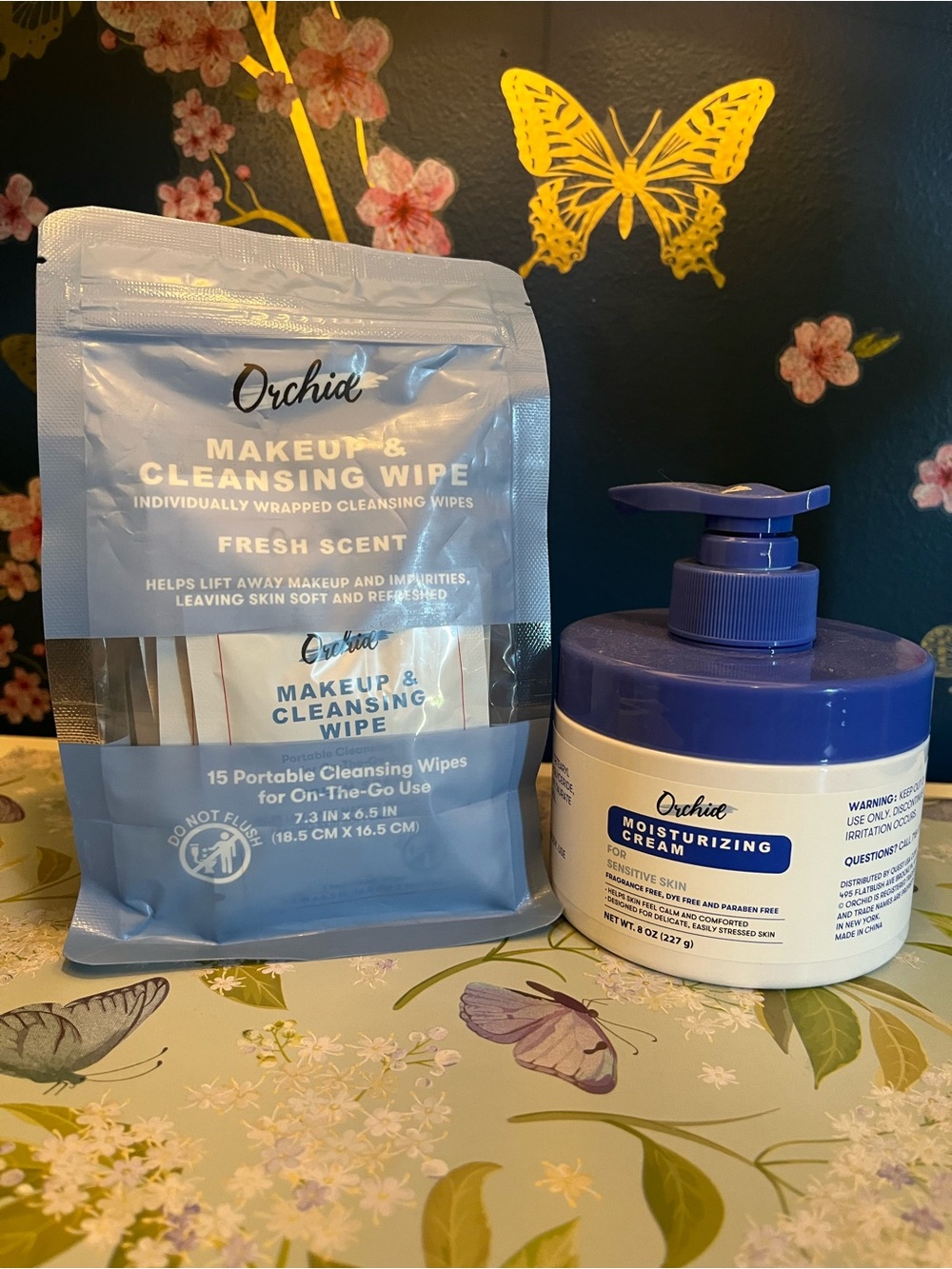 Orchid Makeup & Cleansing Wipes + Moisturizing Cream - Light Blue & Purple
